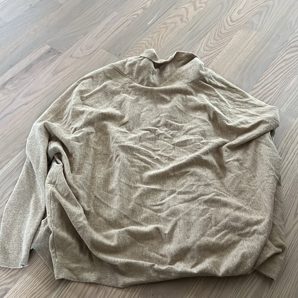 BCBG cardigan - Picture 5 of 5